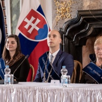 Duben 2022 - Promoce absolventů CEMI v Břevnovském klášteře